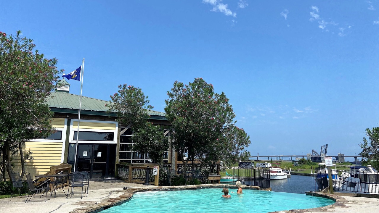 Photo of Outdoor in Ponchartrain Park