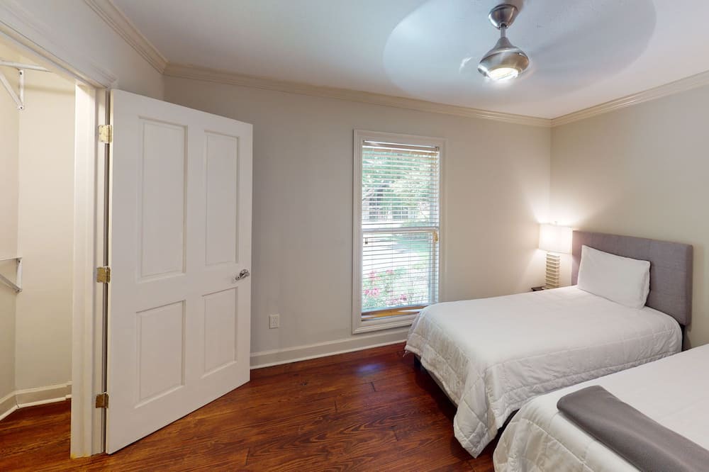 Photo of Bedroom in Flowood