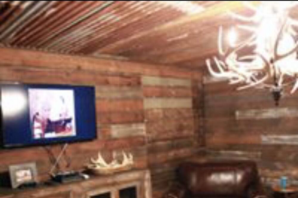 Photo of Livingroom in Summit