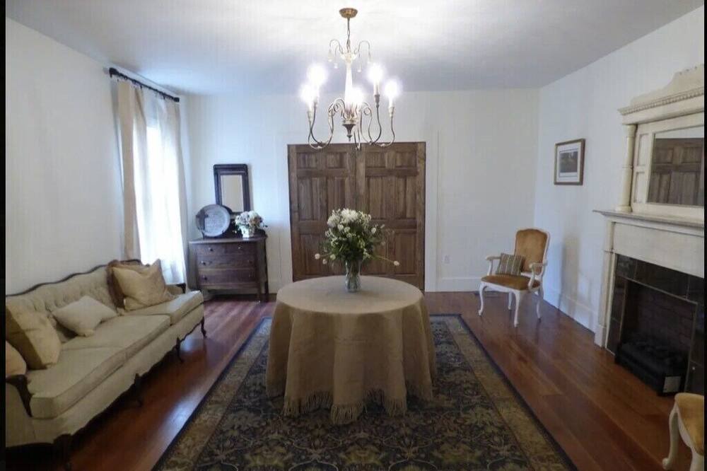 Photo of Livingroom in Summit