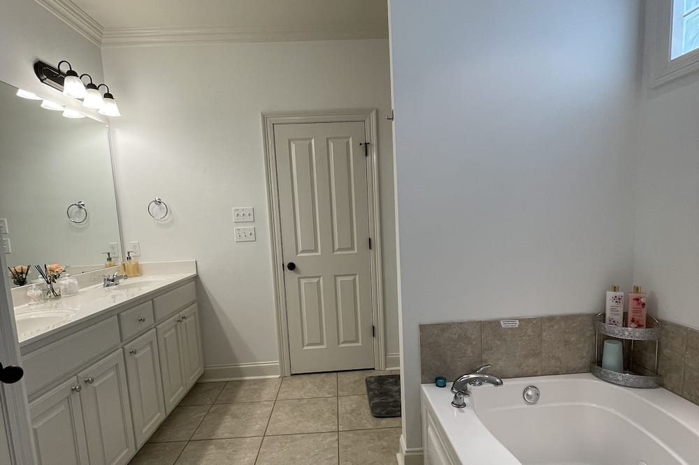 Photo of Bathroom in South Baton Rouge