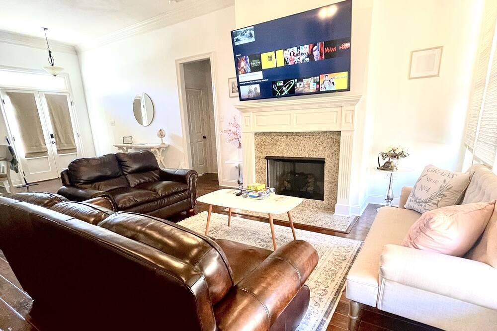 Photo of Livingroom in South Baton Rouge
