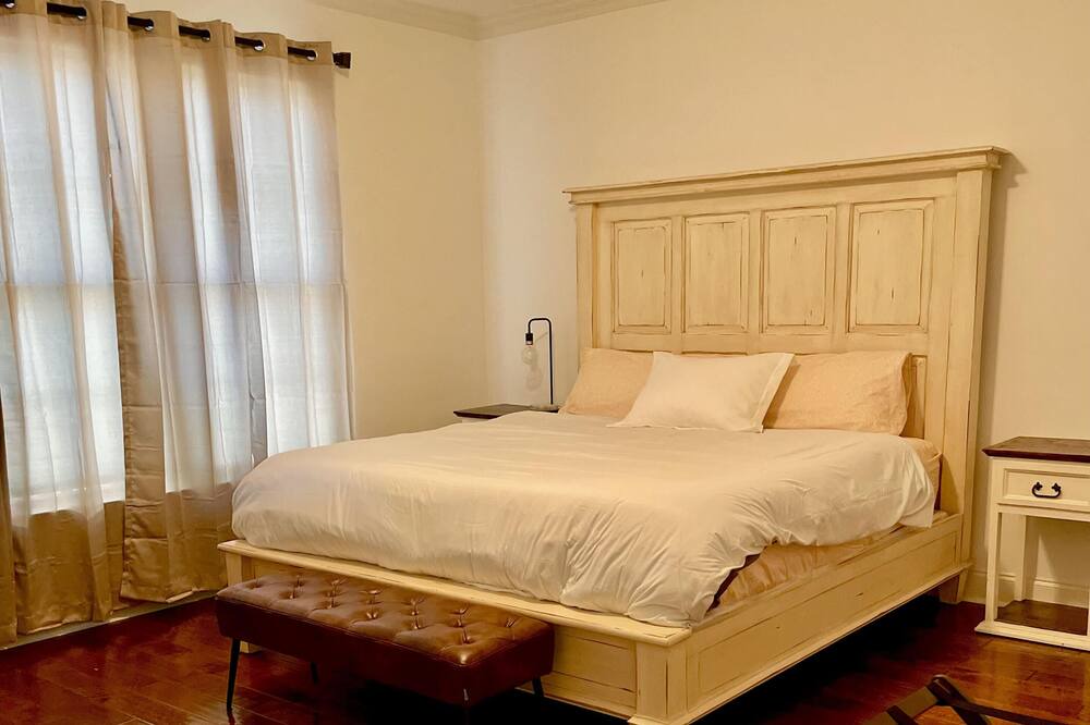 Photo of Bedroom in South Baton Rouge