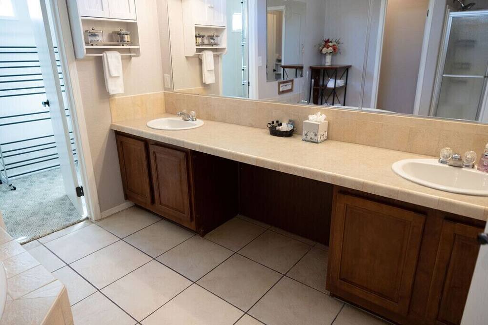 Photo of Bathroom in Nacogdoches