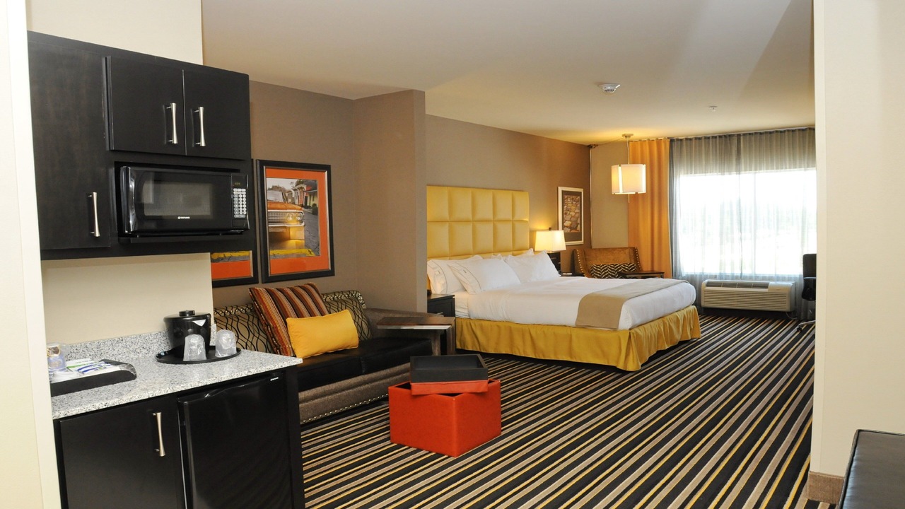 Photo of Bedroom in Covington