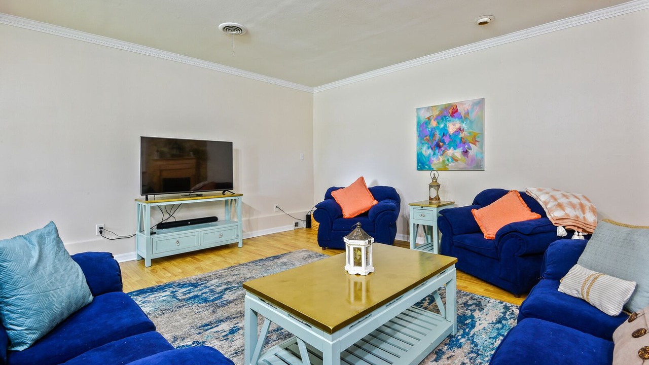 Photo of Livingroom in Gulf Hills