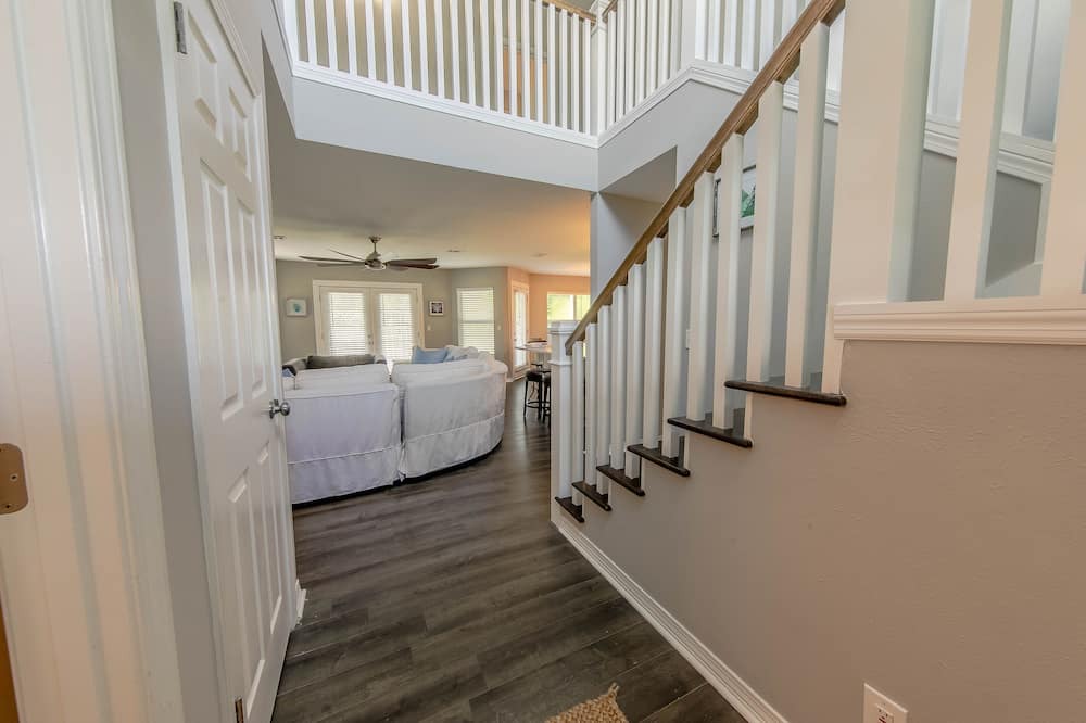 Photo of Bedroom in Gulfview Heights
