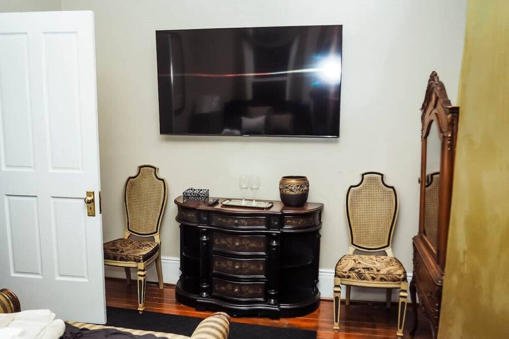 Photo of Bedroom in Central Business District
