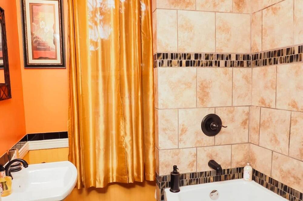 Photo of Bathroom in Central Business District