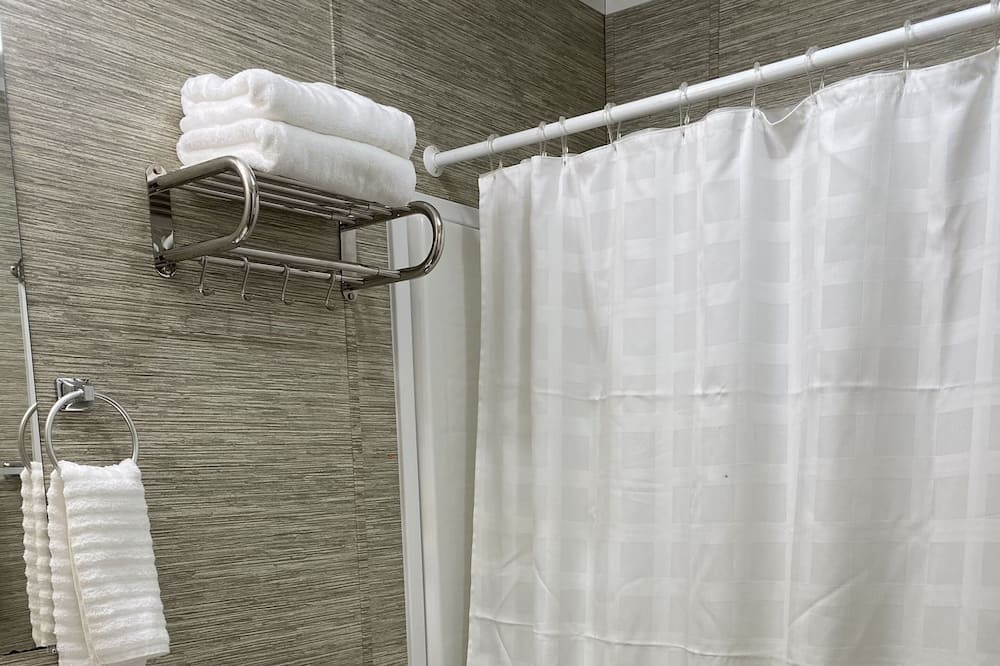 Photo of Bathroom in Florien
