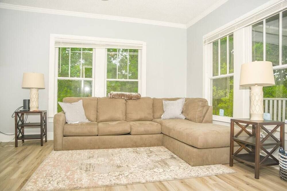 Photo of Bedroom in Saint Elmo
