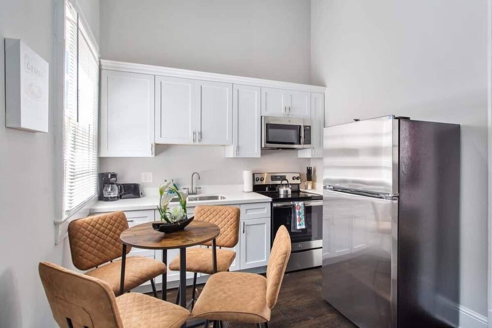 Photo of Kitchen in Seventh Ward