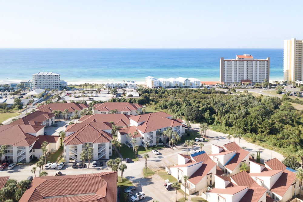 Photo of Outdoor in Summer Breeze