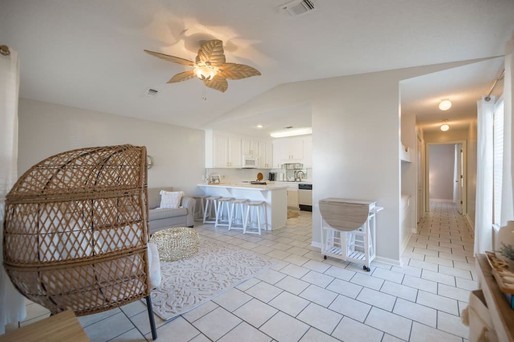 Photo of Bedroom in Summer Breeze