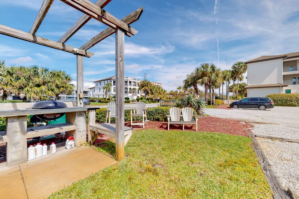 Photo of Others in Crystal Beach