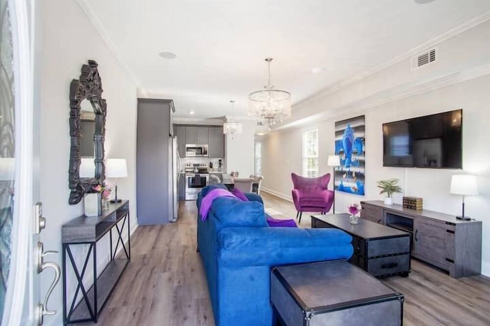 Photo of Livingroom in Tulane - Gravier
