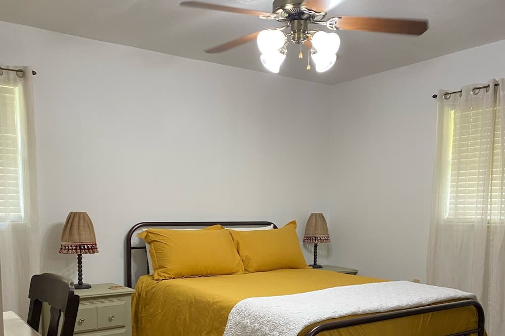 Photo of Bedroom in Haynesville