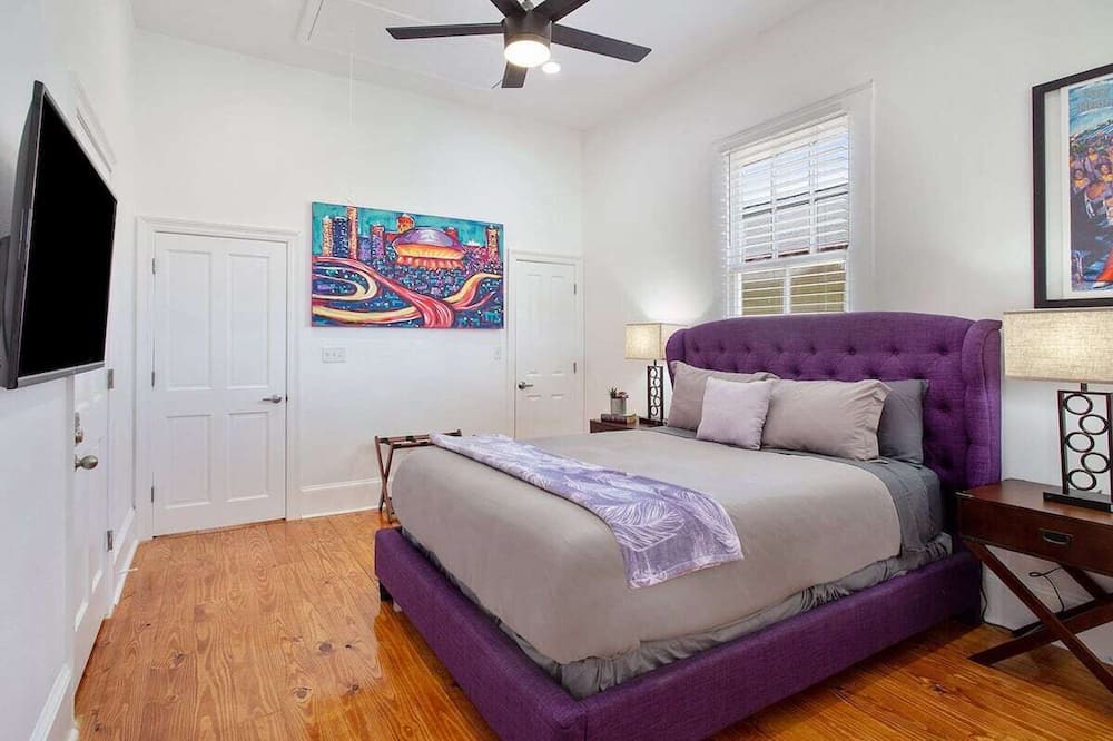 Photo of Outdoor in Mid-City