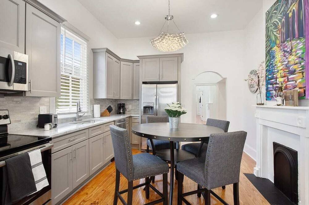 Photo of Kitchen in Mid-City