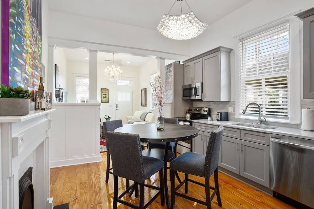 Photo of Kitchen in Mid-City