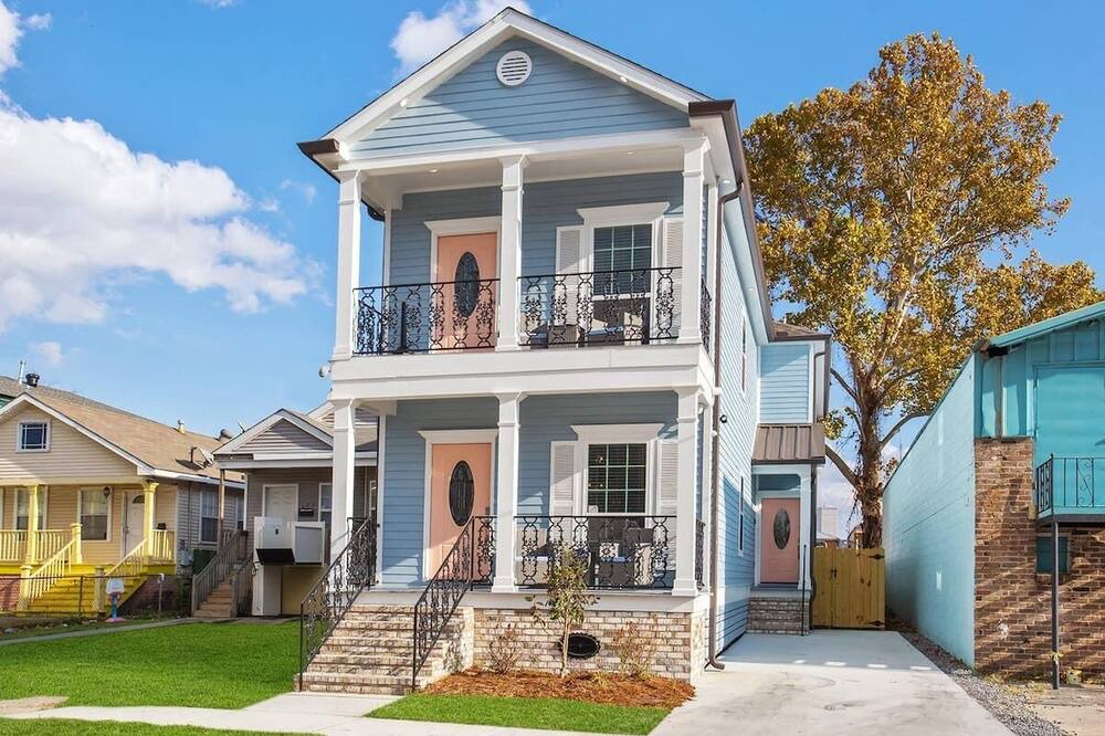 Photo of Others in Mid-City
