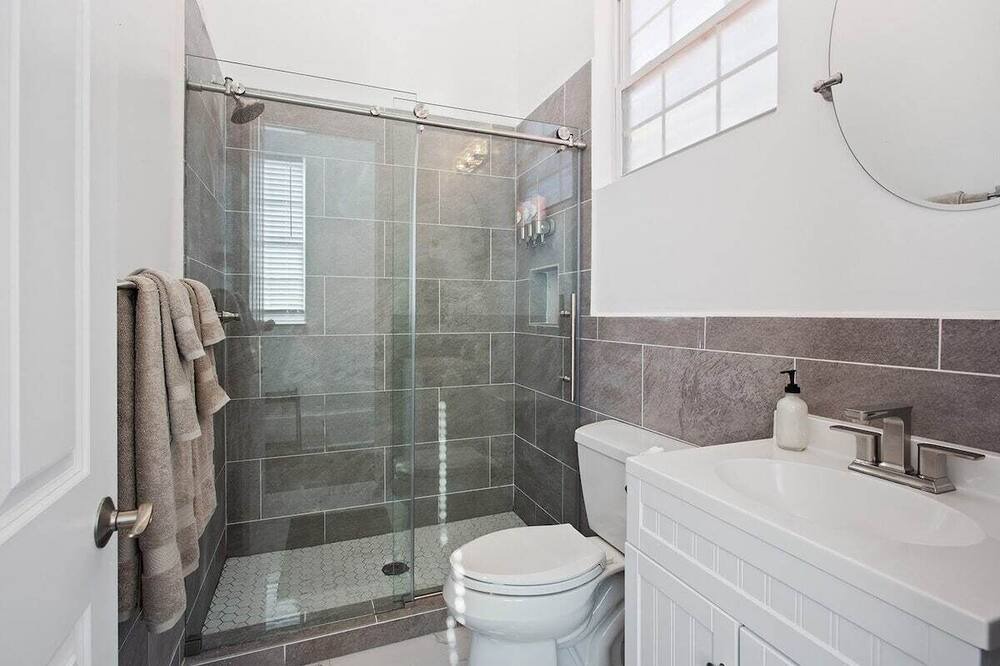 Photo of Bathroom in Mid-City