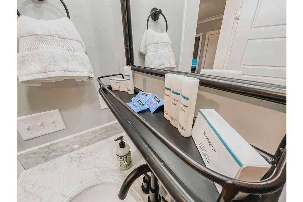 Photo of Bedroom in Hattiesburg