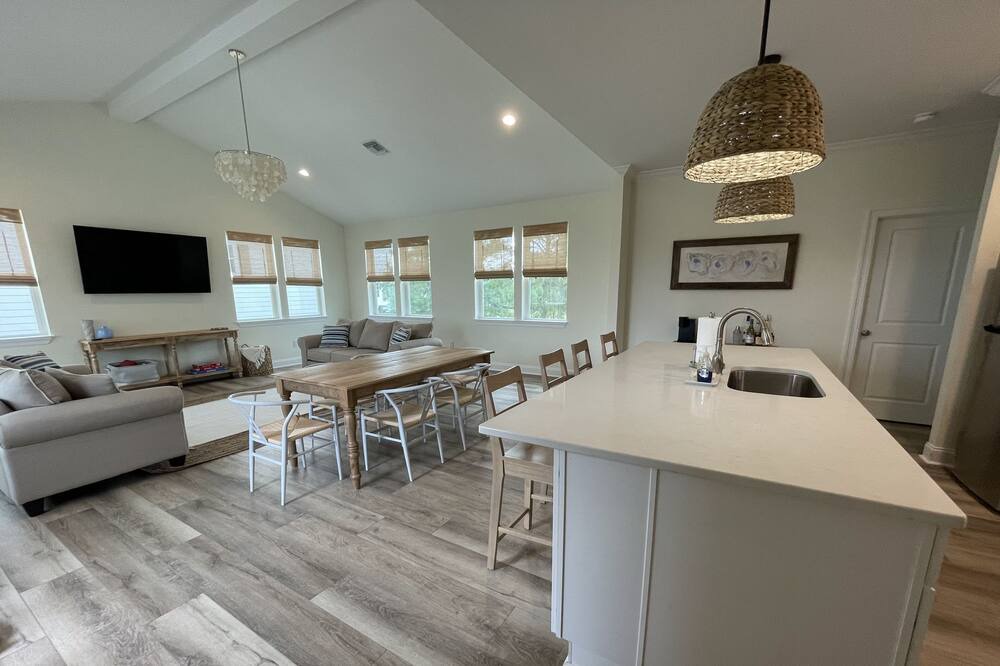 Photo of Kitchen in Waveland