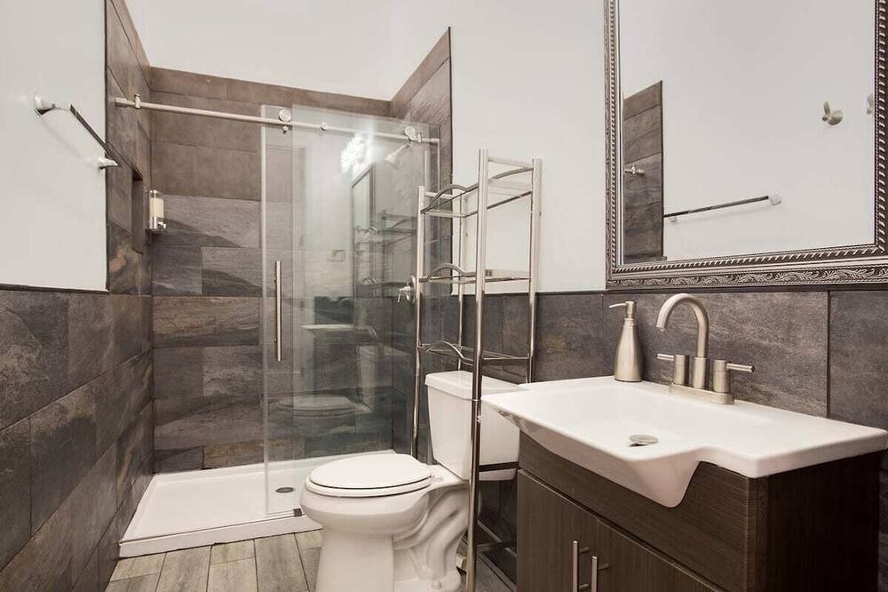 Photo of Bathroom in Treme