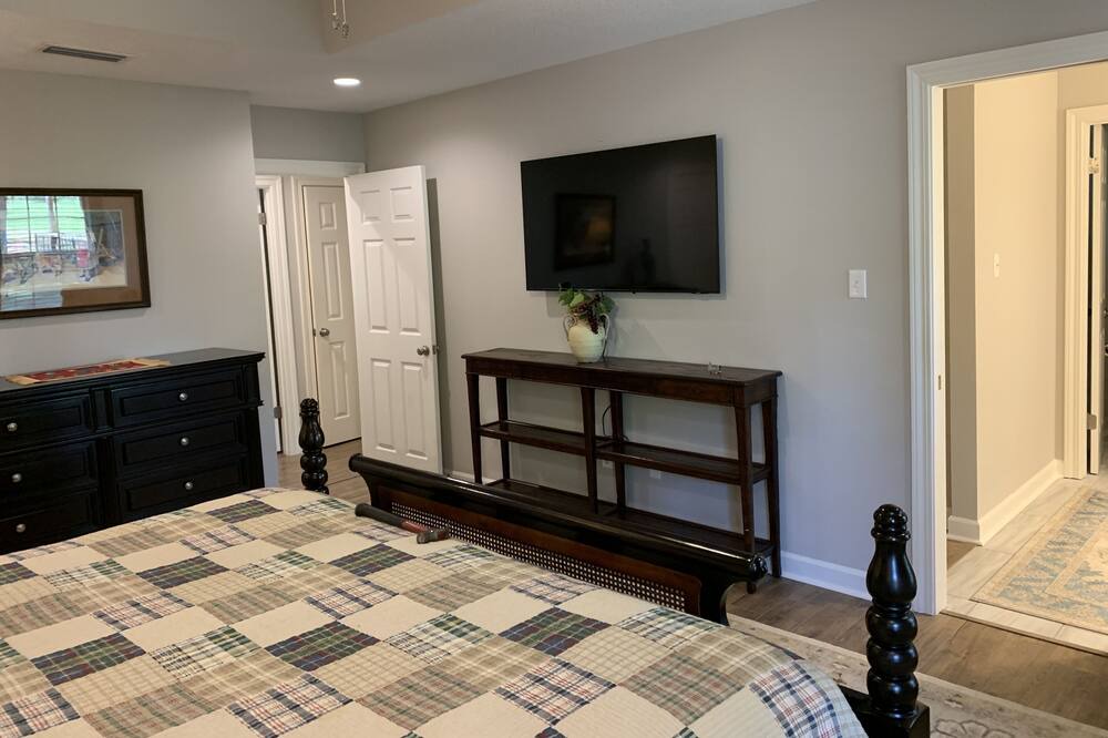 Photo of Bedroom in Fairhope