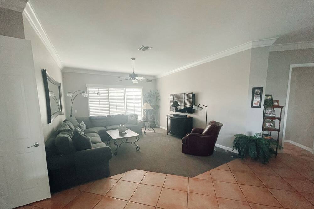 Photo of Livingroom in Kings Lake