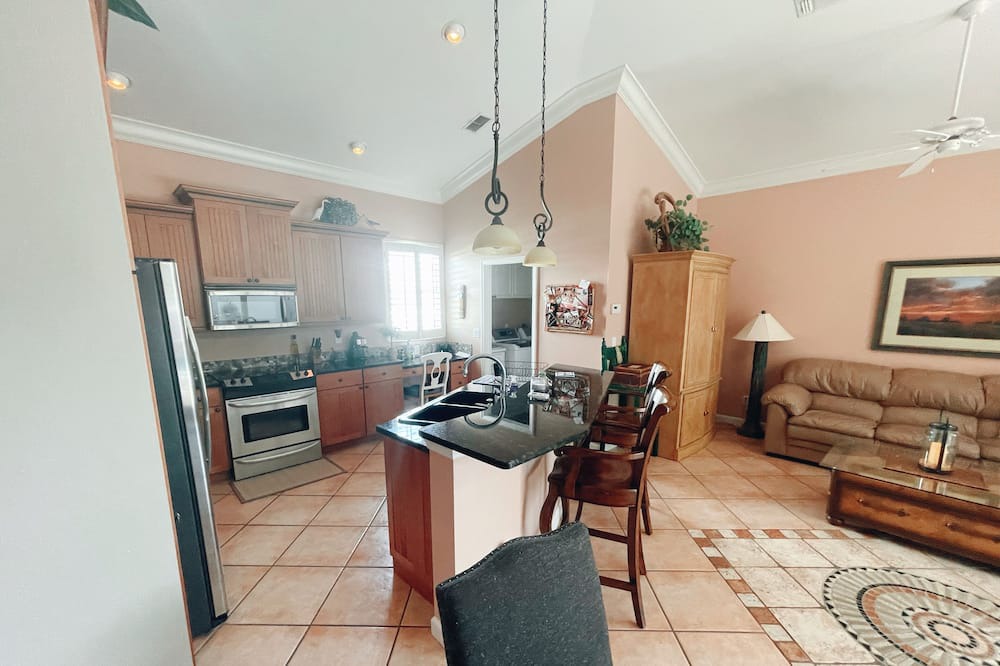 Photo of Kitchen in Kings Lake