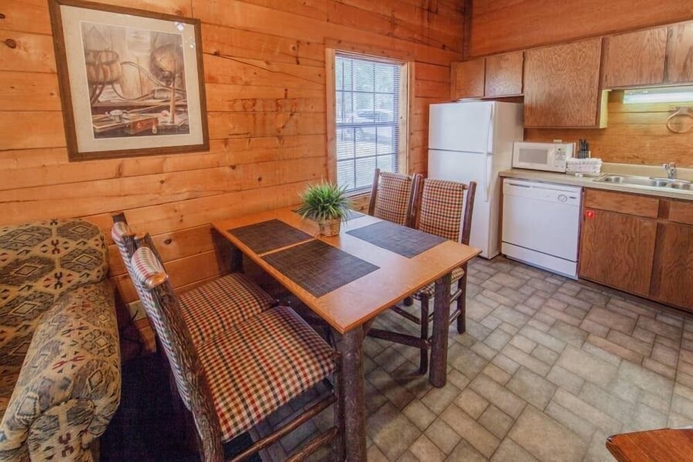 Photo of Kitchen in Holly Lake Ranch