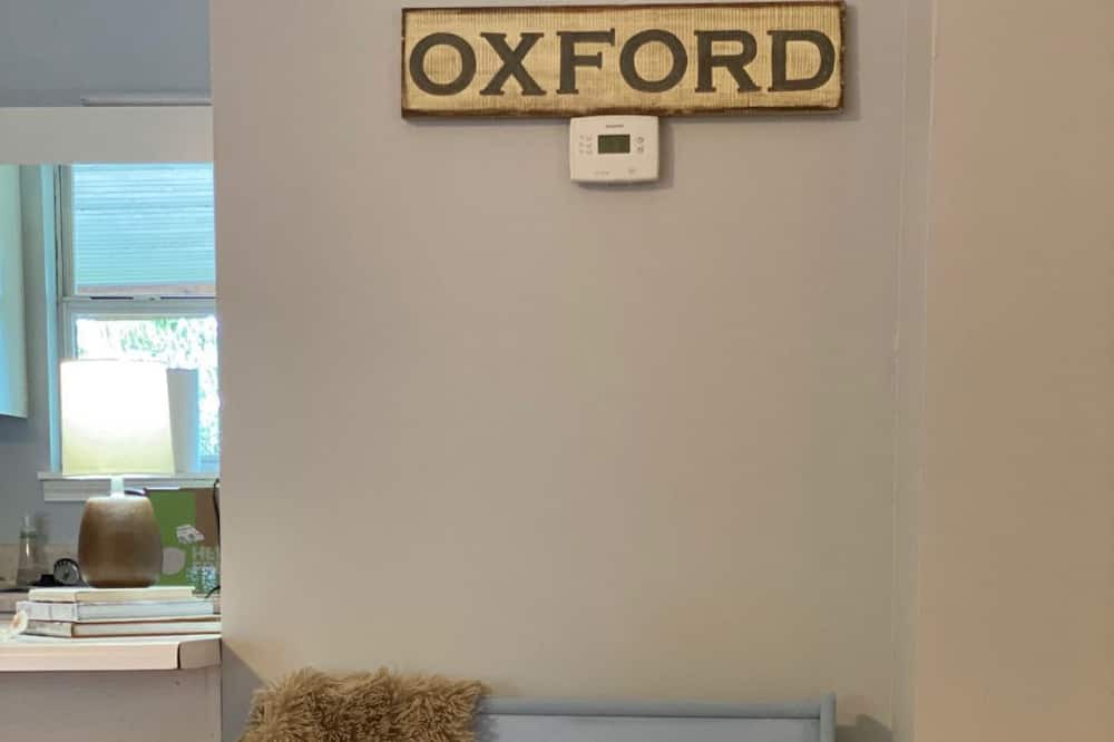 Photo of Livingroom in Oxford
