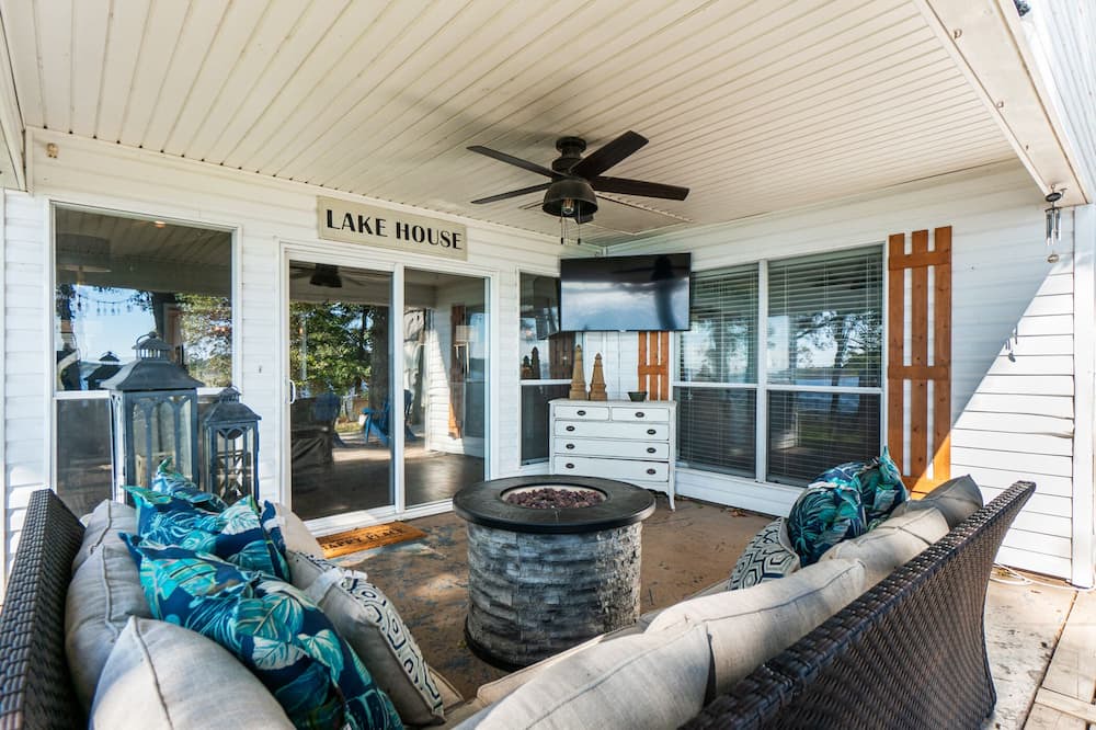 Photo of Patio Balcony in Lone Star