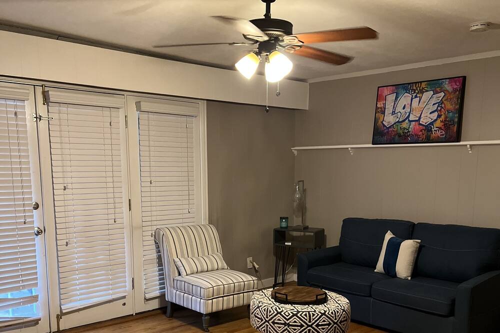 Photo of Livingroom in Jackson