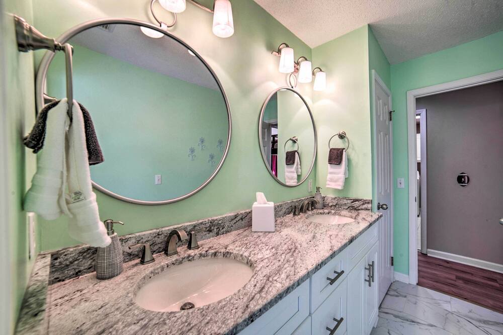 Photo of Bathroom in Northport