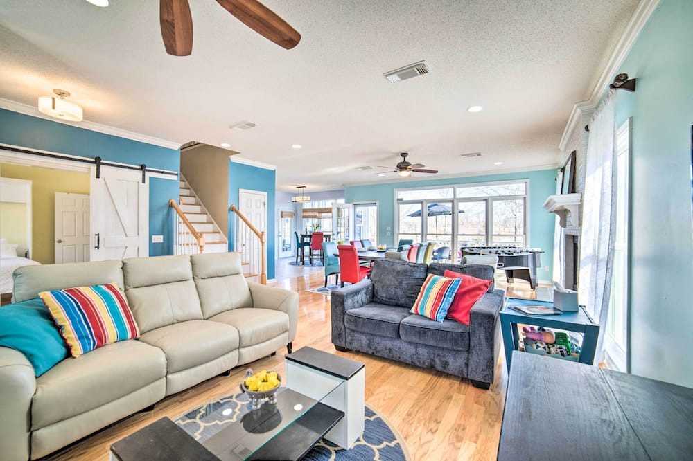 Photo of Bedroom in Northport