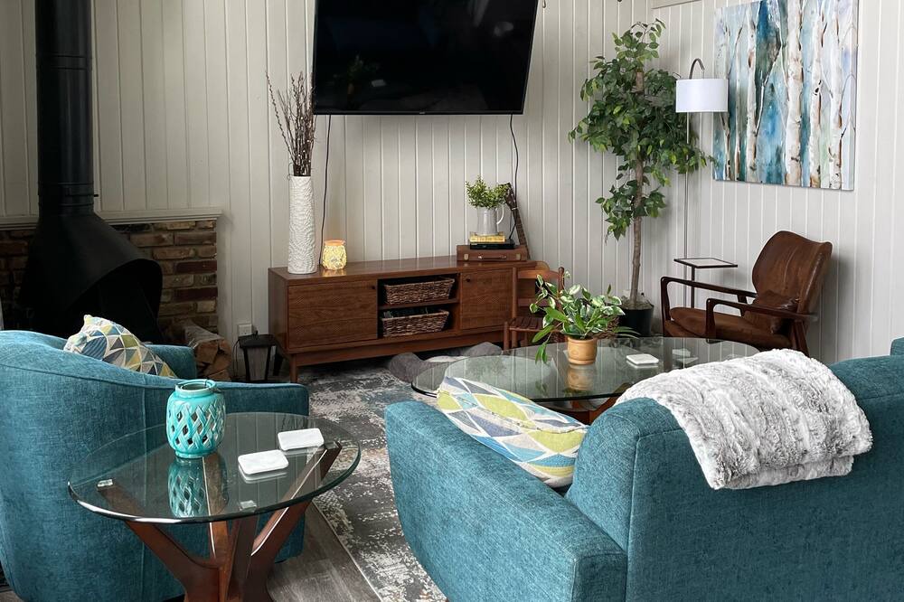 Photo of Livingroom in Pelican