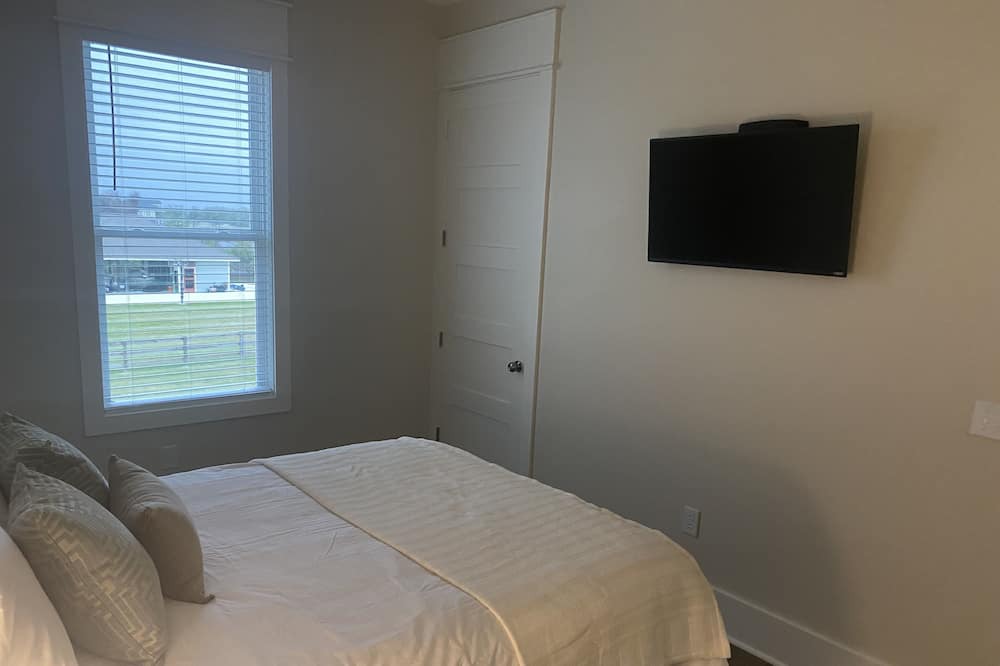 Photo of Bedroom in Hackberry