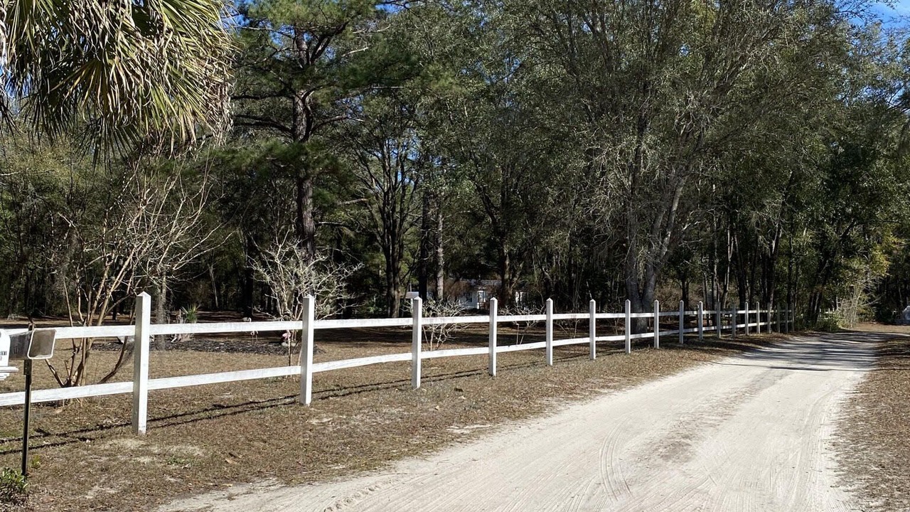 Photo of Others in Crawfordville