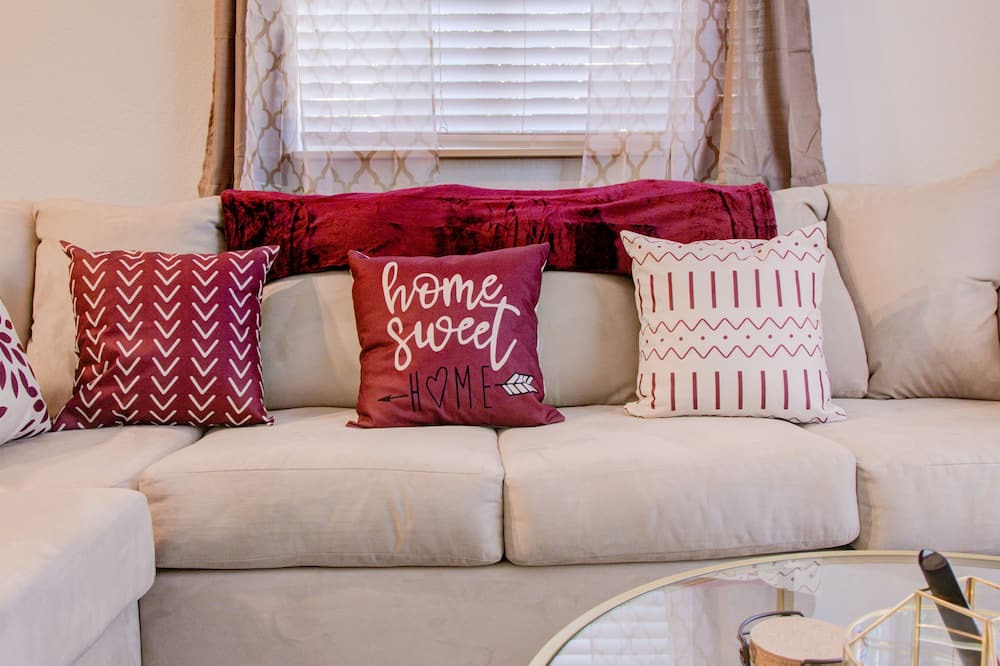 Photo of Livingroom in Wright