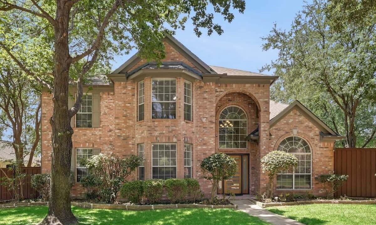Photo of Buildings in Plano