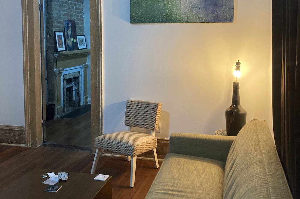 Photo of Livingroom in Faubourg Delassize