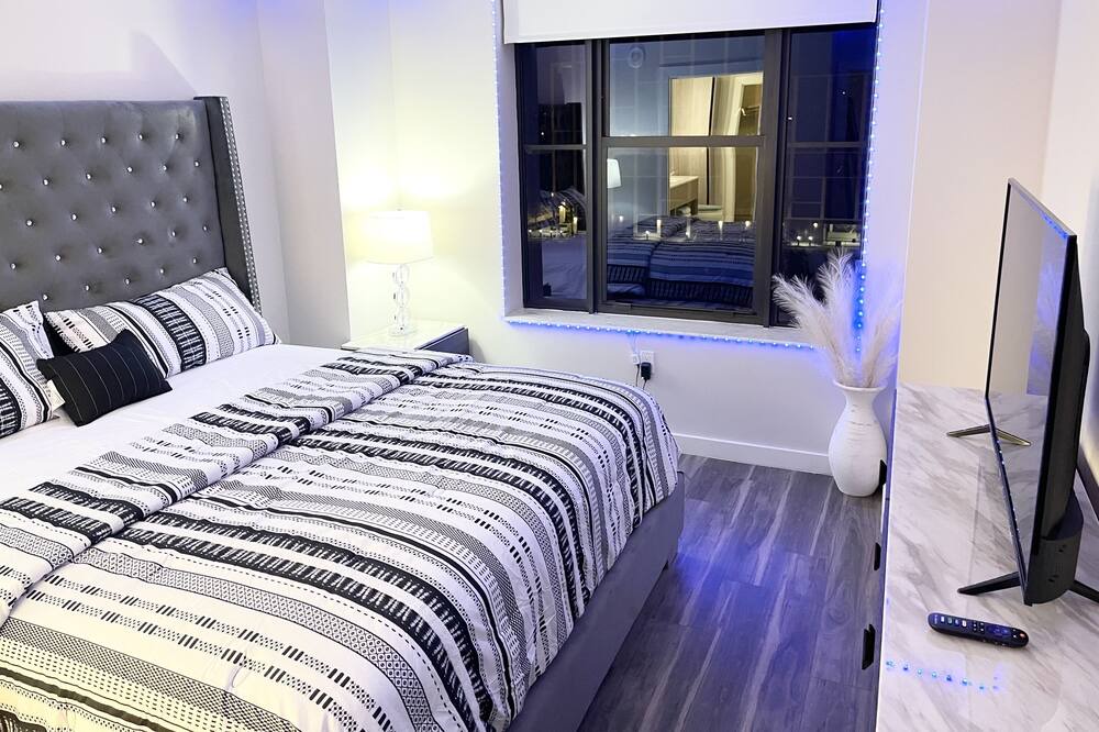 Photo of Bedroom in Flagler Village