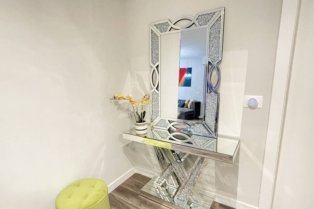 Photo of Bedroom in Flagler Village