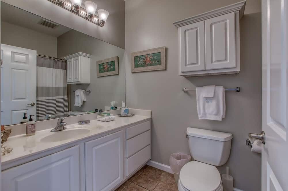 Photo of Bedroom in Rosemary Beach
