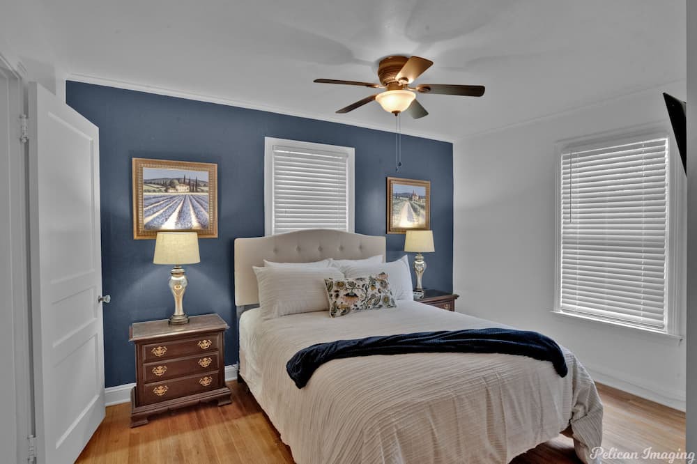 Photo of Bedroom in Broadmoor