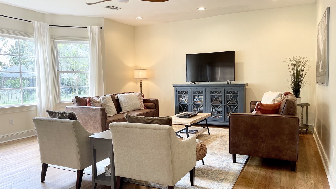 Photo of Livingroom in Covington