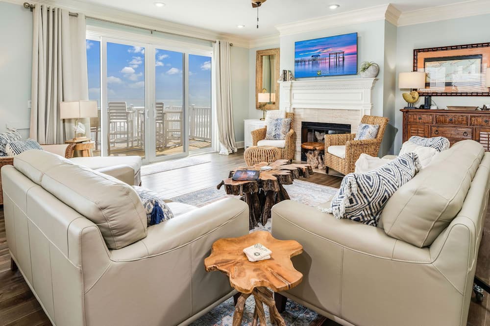 Photo of Livingroom in Plantation